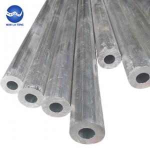 Holle aluminium staaf