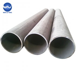 Large diameter stainless steel seamless tube