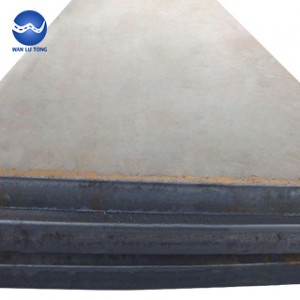 Medium thick steel plate