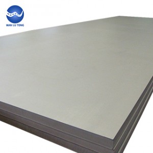 Stainless steel medium thickness plate